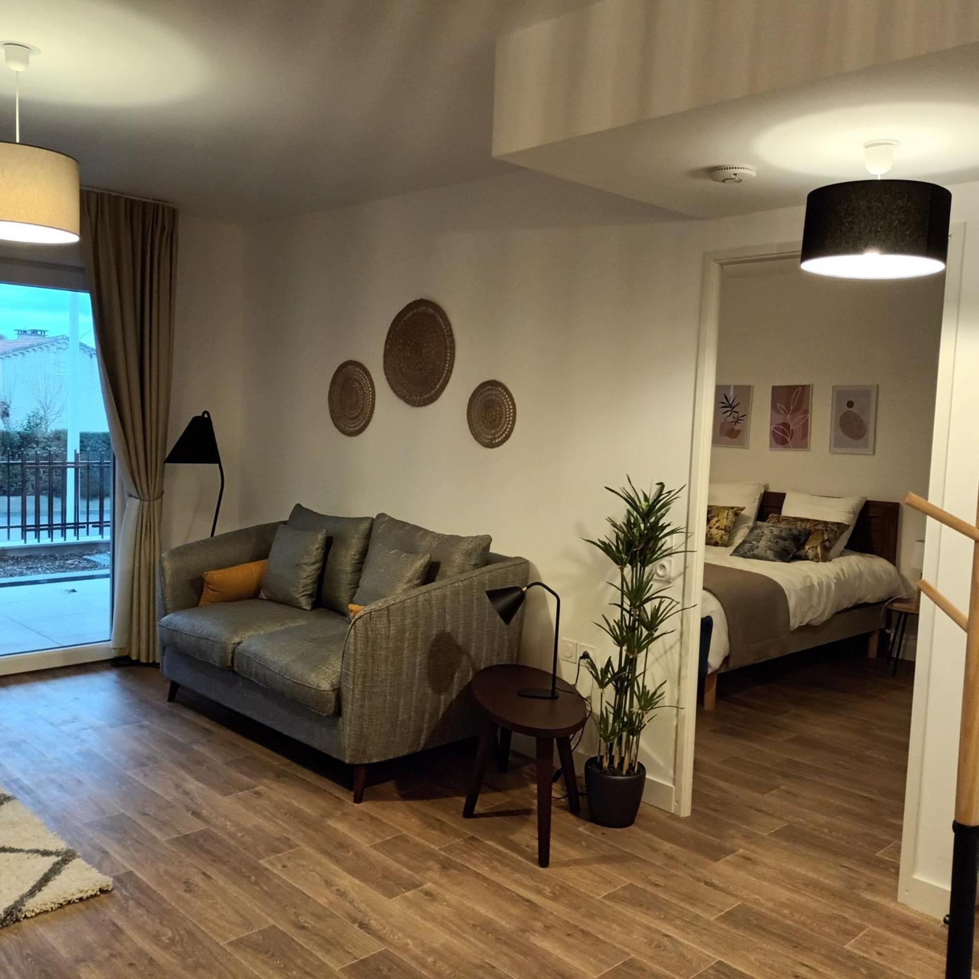 Domitys L'Oustaou Aparthotel แซ็ง-มาร์ตอง-เดอ-ครูว์ ภายนอก รูปภาพ